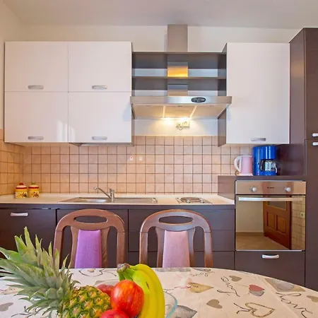 Viktorija Apartamento Jadranovo
